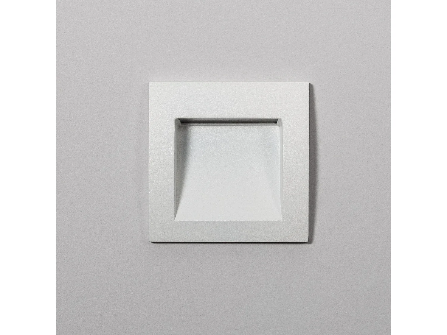Balise LED Extérieure 4W Encastrable au Mur Carrée Natt Blanche  2700K Blanc chaud