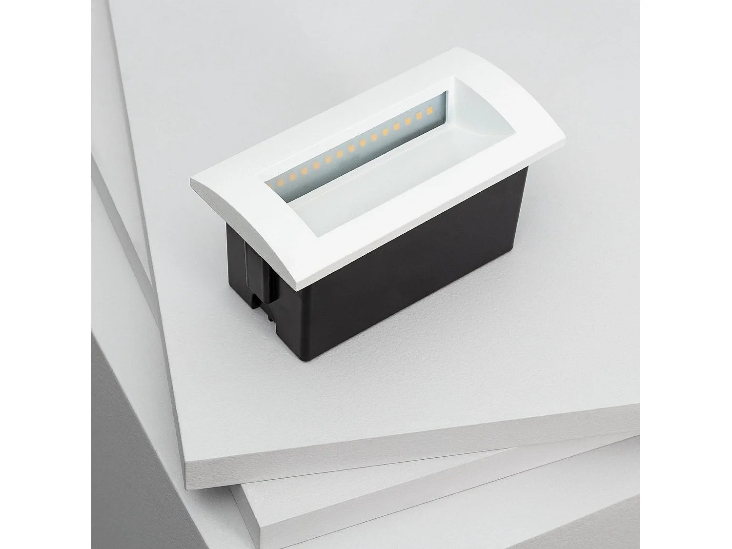 Balise LED Extérieure 4W Encastrable au Mur Rectangulaire Edulis Blanche 4000K Blanc neutre