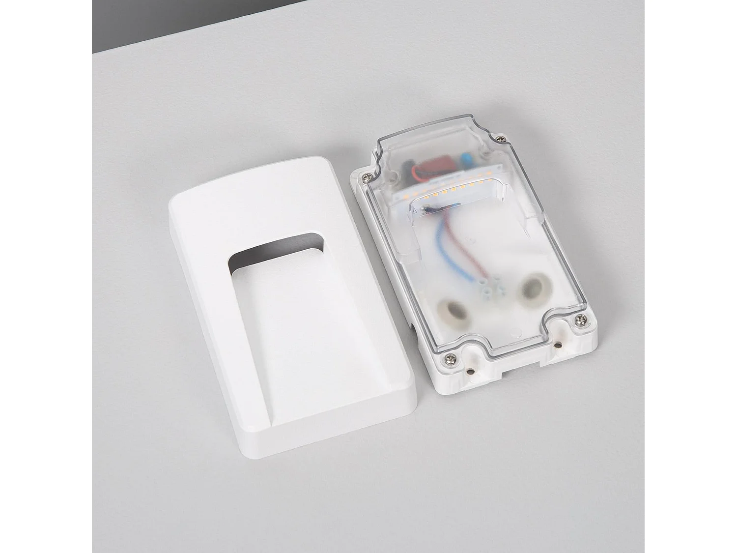 Balise LED Extérieure 3W En Saillie au Mur Rectangulaire Nilsa Blanche 4000K Blanc neutre