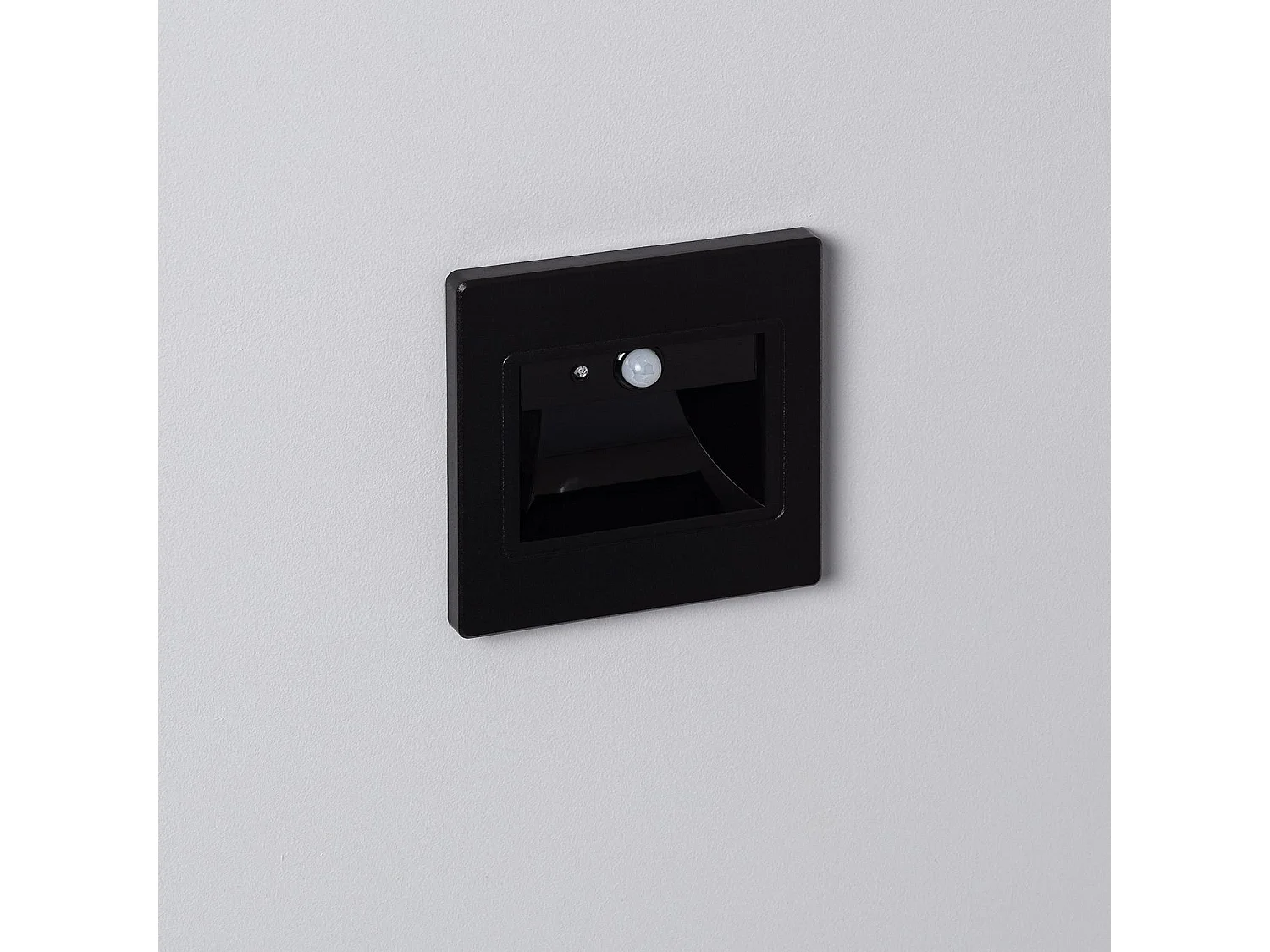 Balise Murale LED Encastrable Bark 1.5W Noire avec Capteur PIR  3000K Blanc chaud