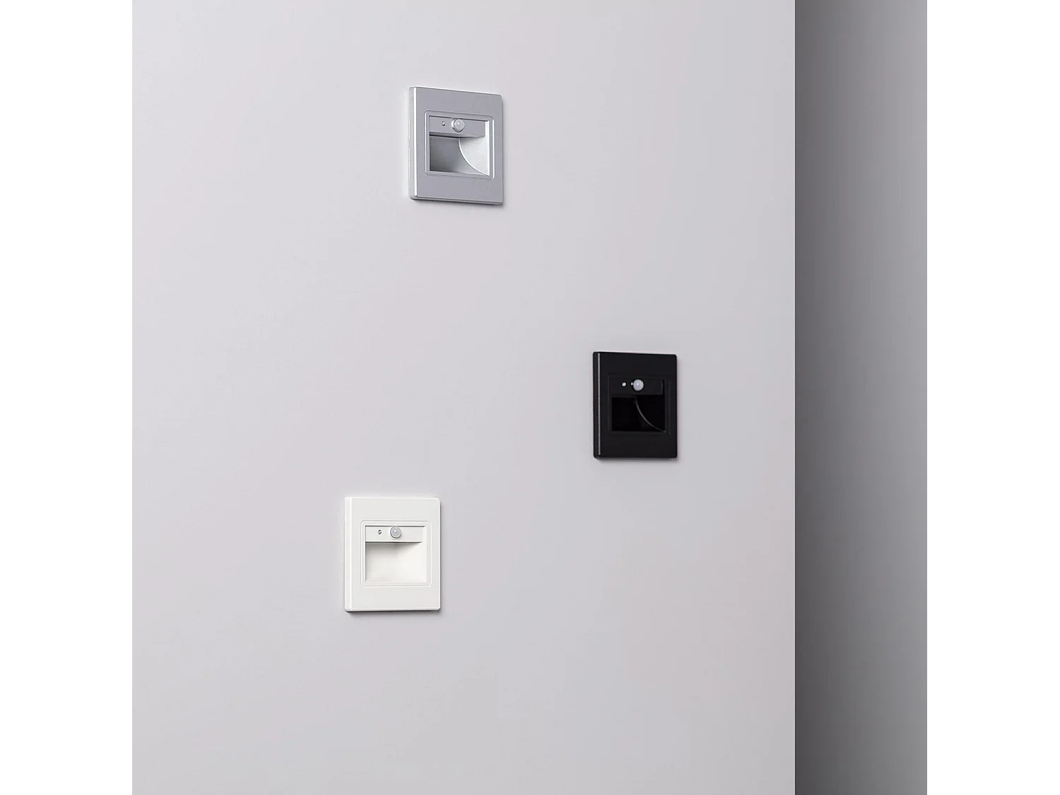 Balise Murale LED Encastrable Bark 1.5W Noire avec Capteur PIR  3000K Blanc chaud