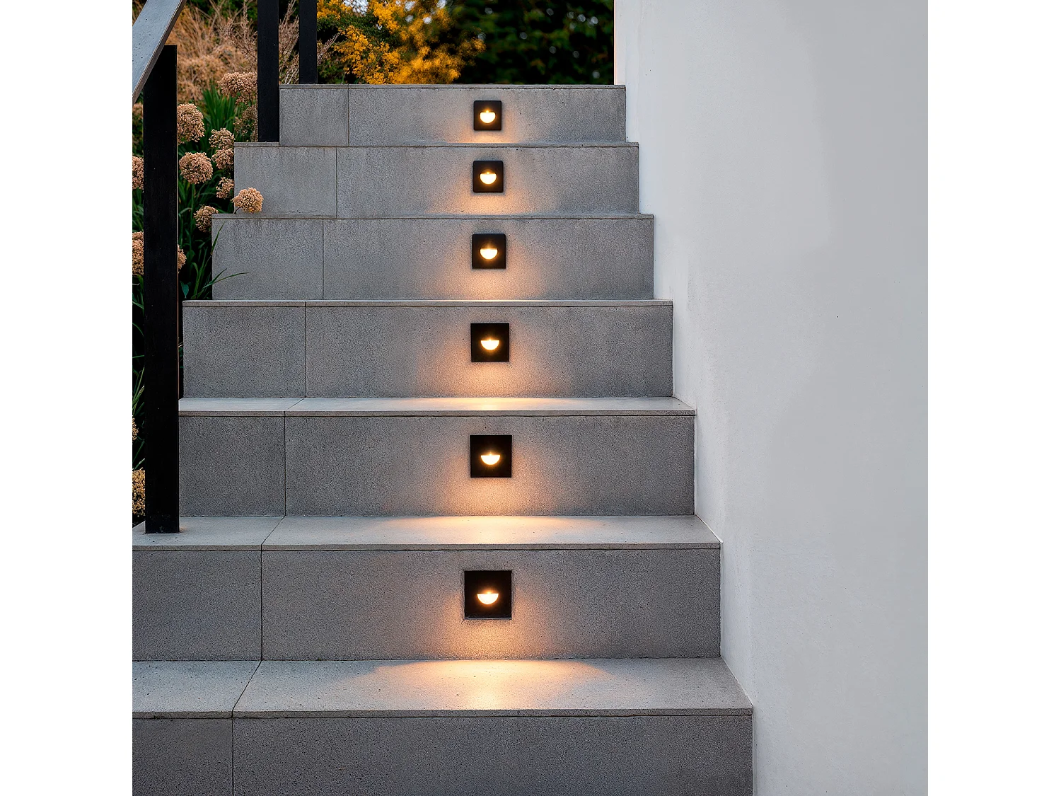 Balise Murale Extérieure LED 2W Encastrable Aluminium Carrée Noire Guell 4000K Blanc neutre