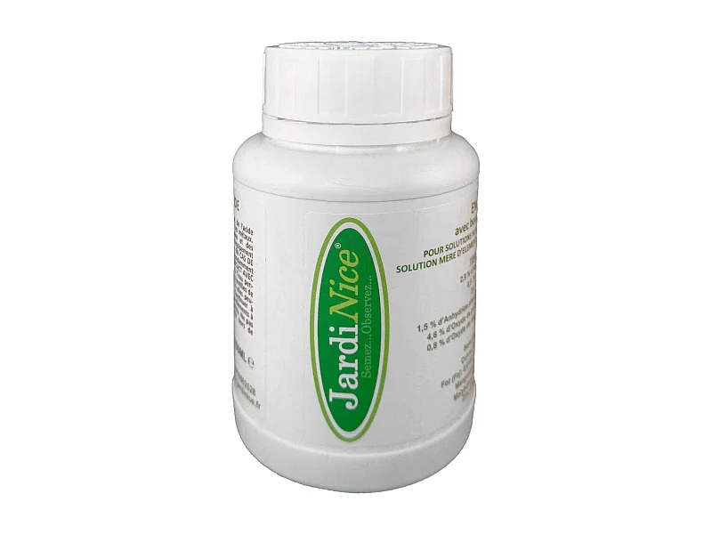 Engrais liquide avec bouchon doseur anti-goutte 250 ml