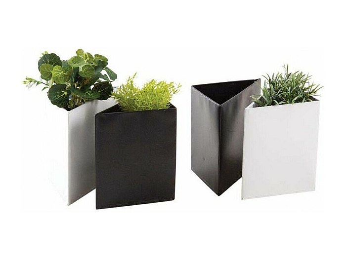 Fioriera in metallo Fioriera a base pentagonale By ATELIER SO GREEN