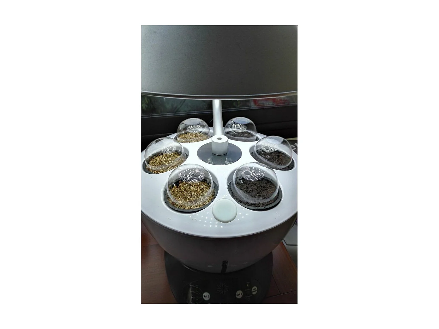 Jardinière avec lampe led intégrée Le potager