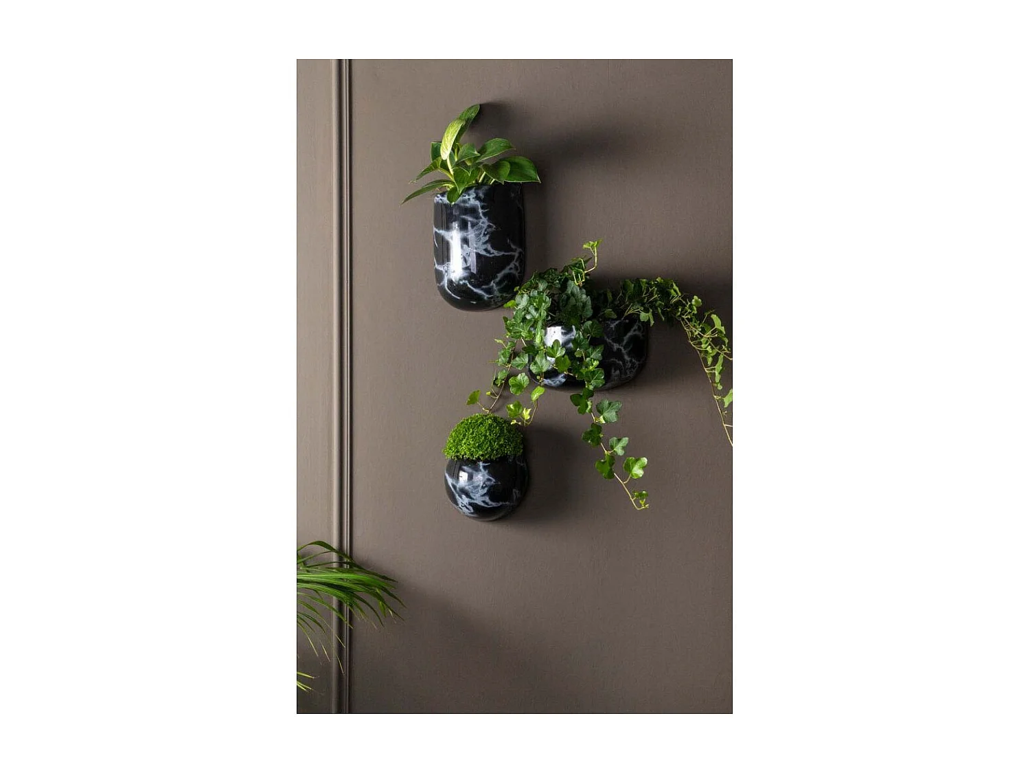 Fioriera da parete in ceramica marmorizzata Globe