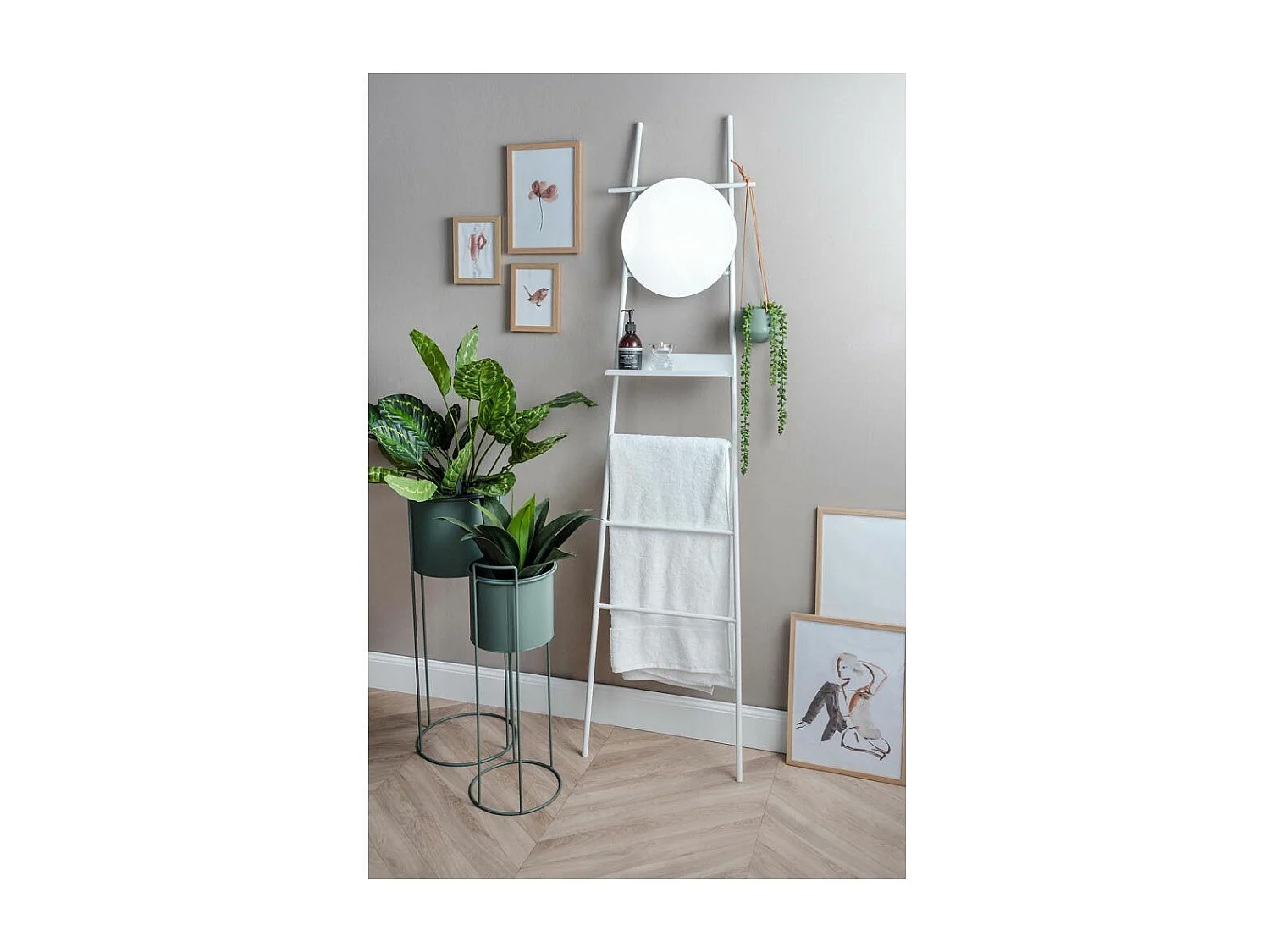 Set aus 3 runden Pflanzenhaltern aus Metall Essence