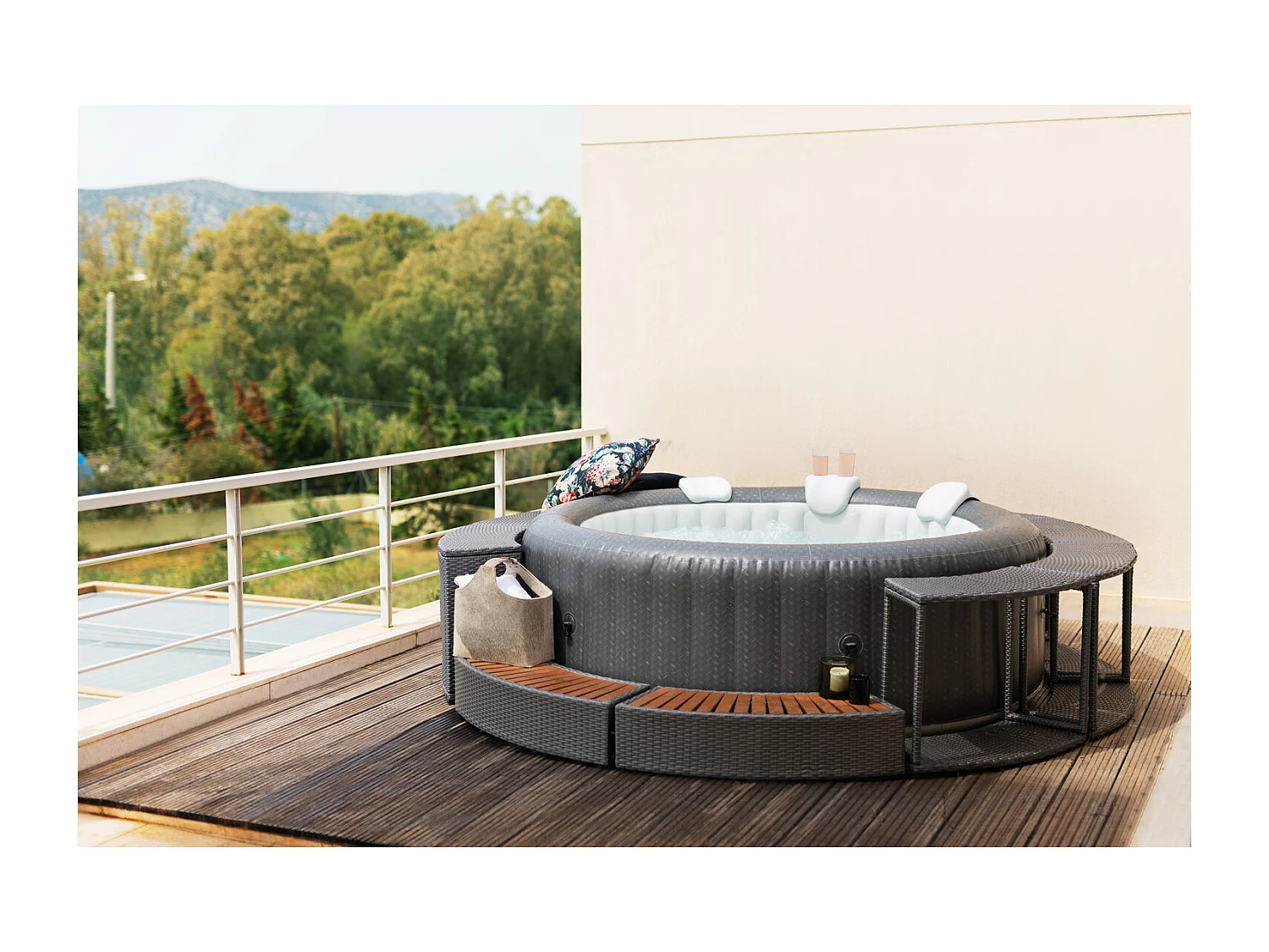 Spa hinchable redondo 6 plazas MINEROQUE