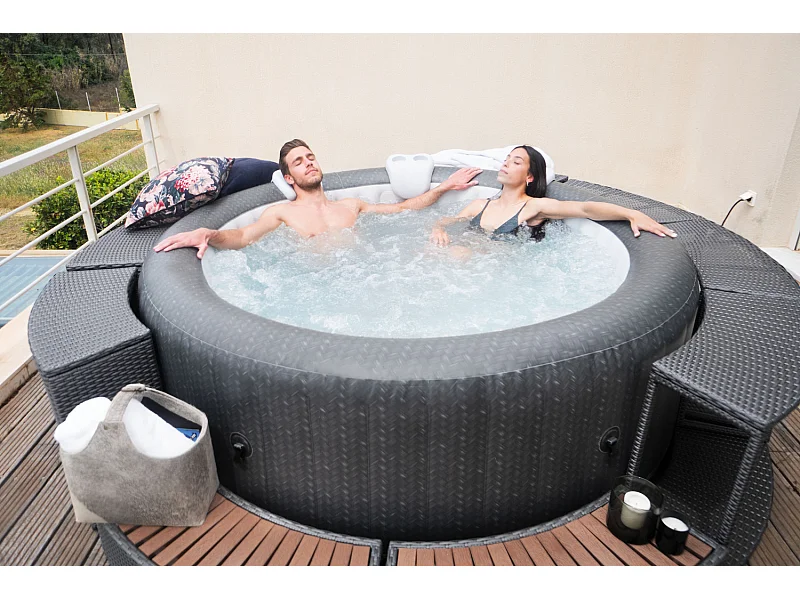 Spa gonflable rond 6 places MINEROQUE