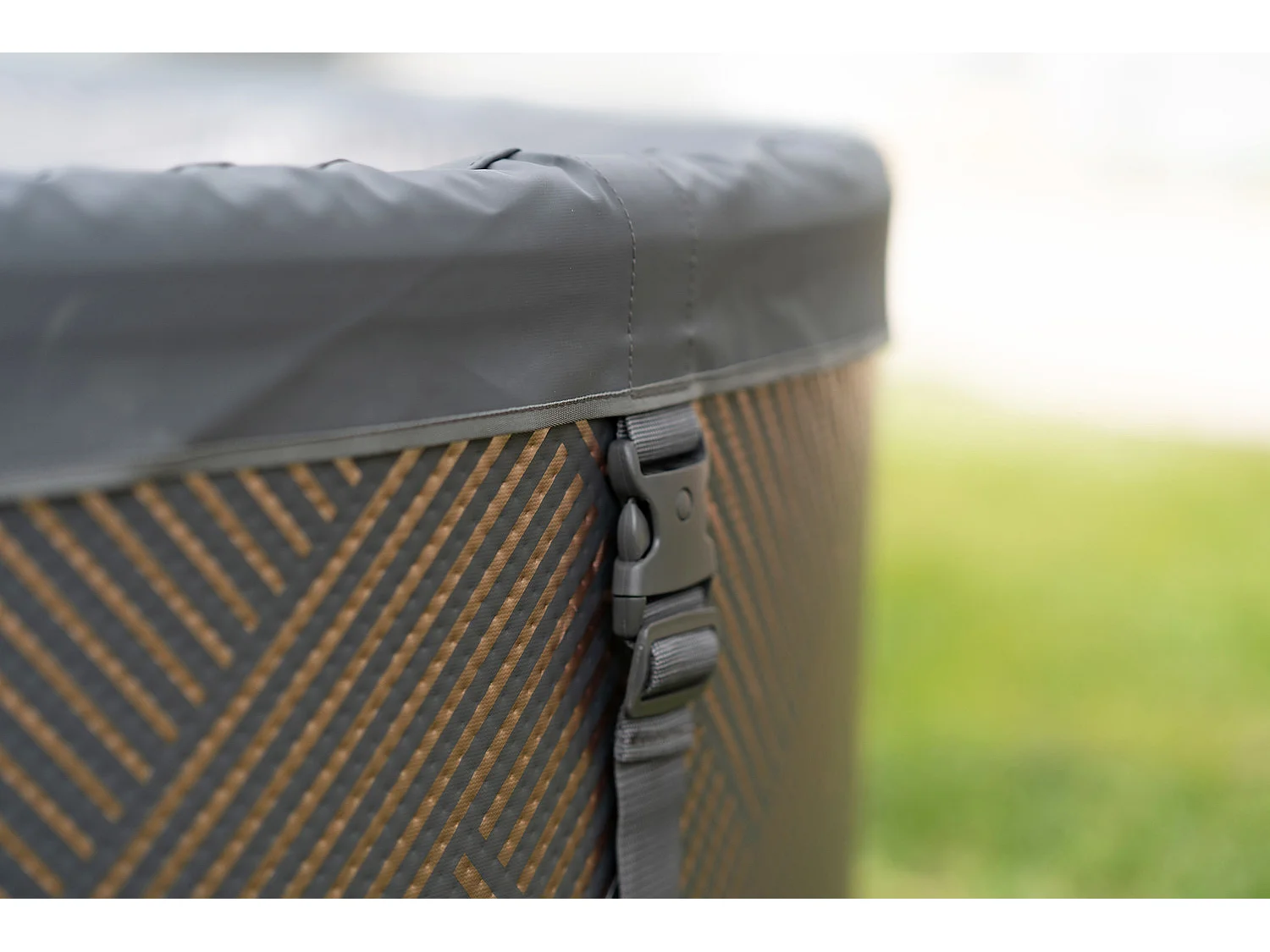 Spa gonflable 6 places rond PALMA