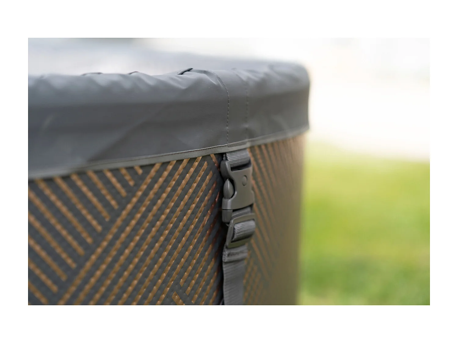 Spa gonflable 6 places rond PALMA