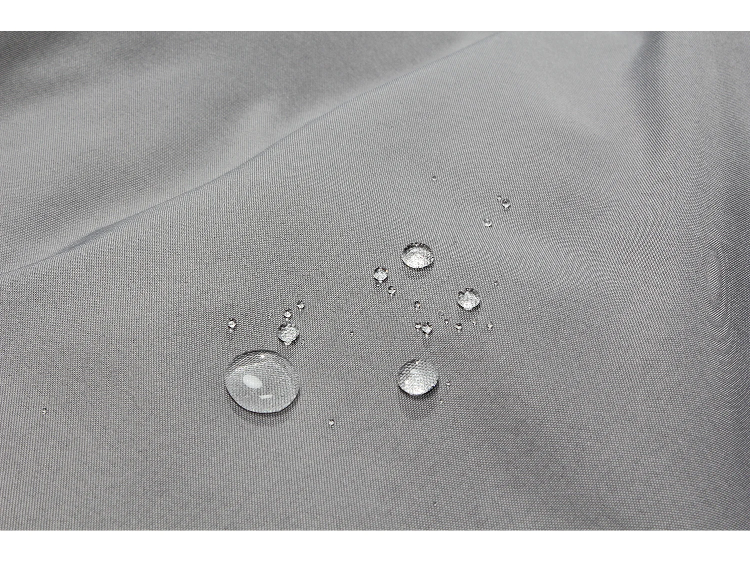 Fauteuil œuf sur pied en résine gris effet rotin JANE