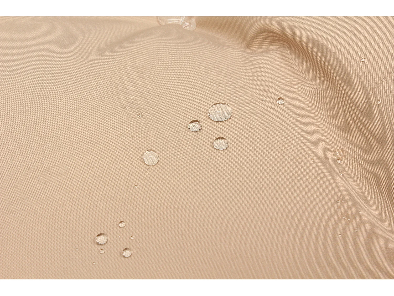 Fauteuil œuf sur pied en résine beige effet rotin JANE