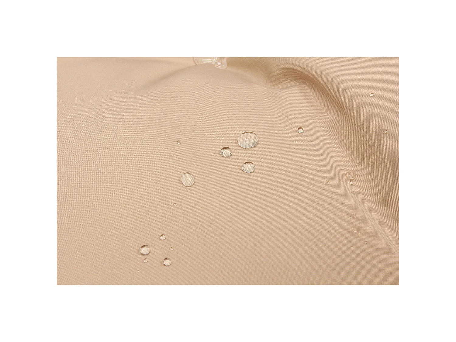Poltrona su piedi in resina beige JANE
