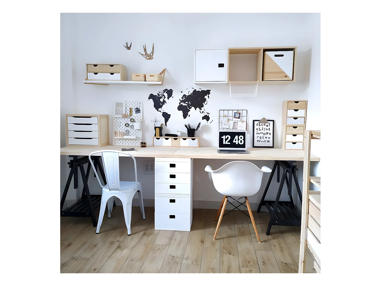 Blokkast met 2 laden van massief grenen - L36,2 x H36,2 cm