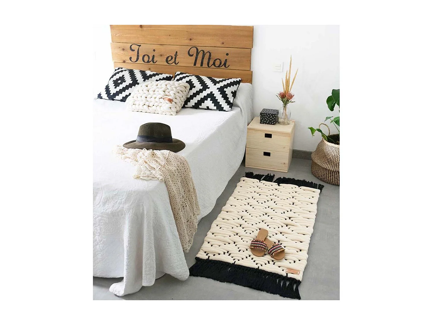 Bloc 2 tiroirs en pin massif - L36,2 x H36,2 cm