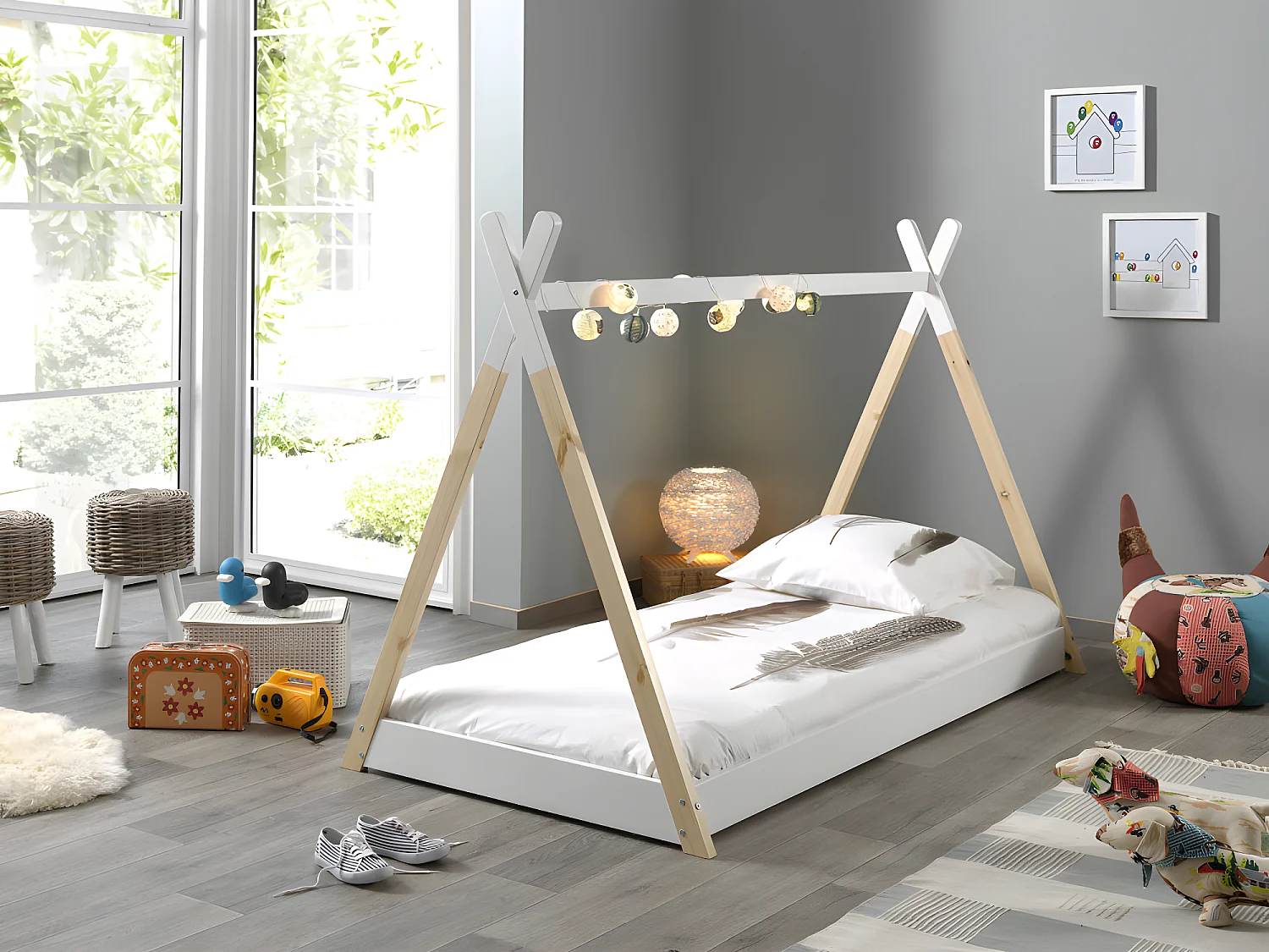 Lit enfant TIPI 90x200 - Sommier inclus Blanc Livré avec sommiers