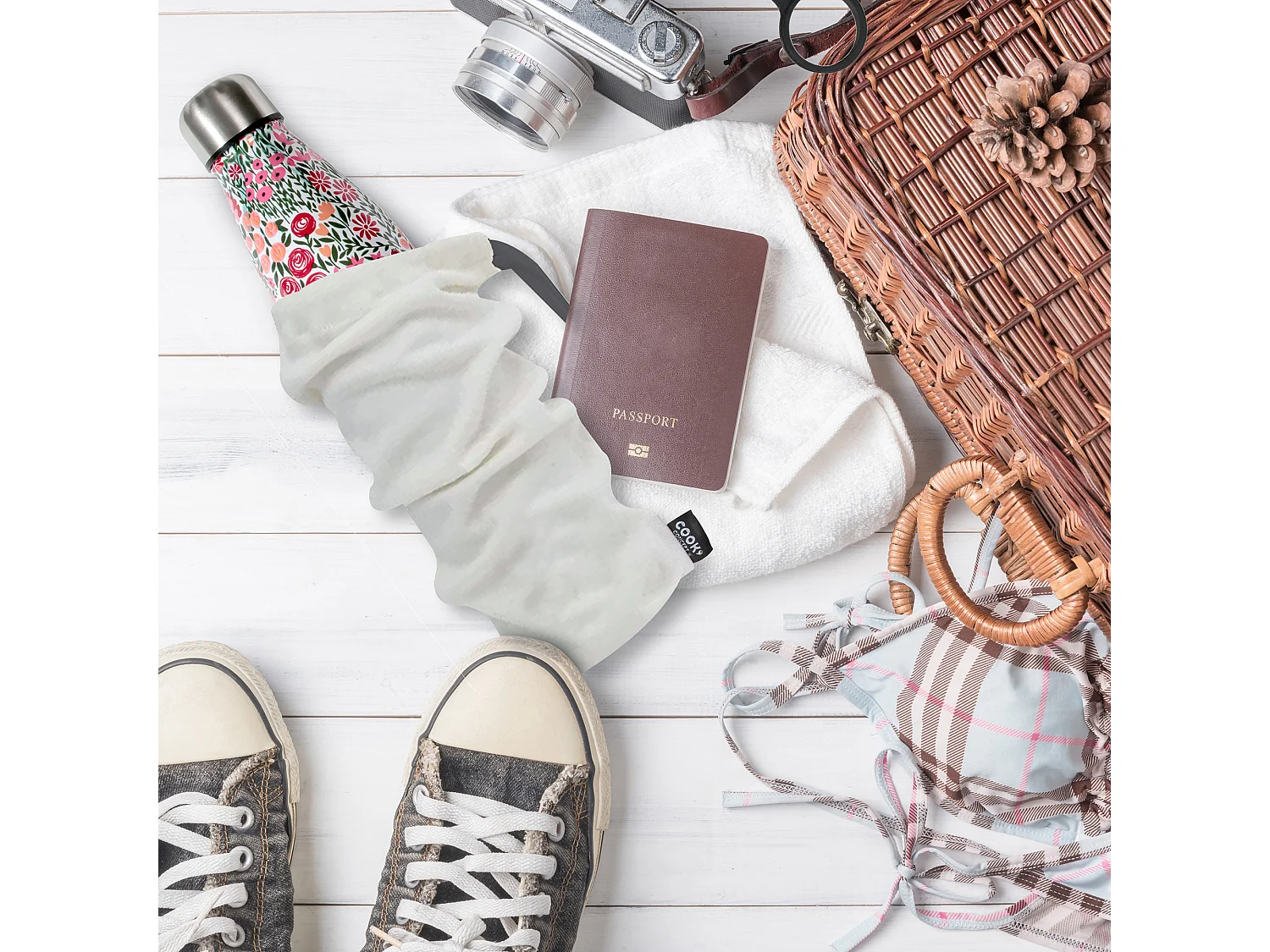 Thermoflasche 50 Zentiliter mit Blumen Motiven und Karabinerhaken