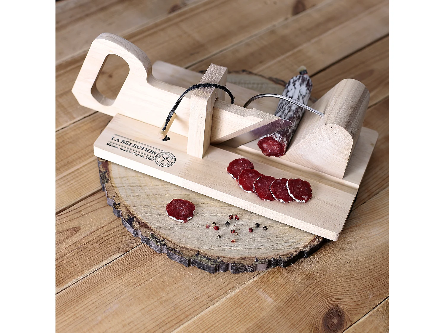 Affettatrice per salsicce in legno