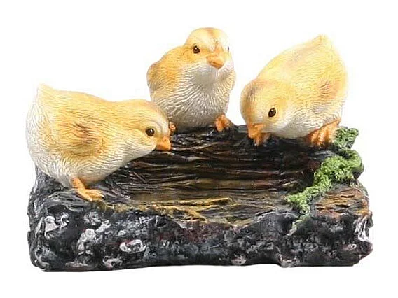 Poussins sur branche en résine 22.5 x 15 x 11 cm