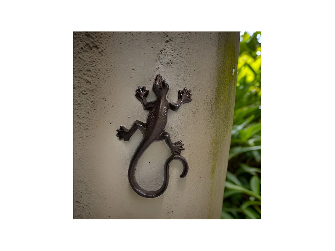 Grande salamandre en fonte 16 x 8 cm