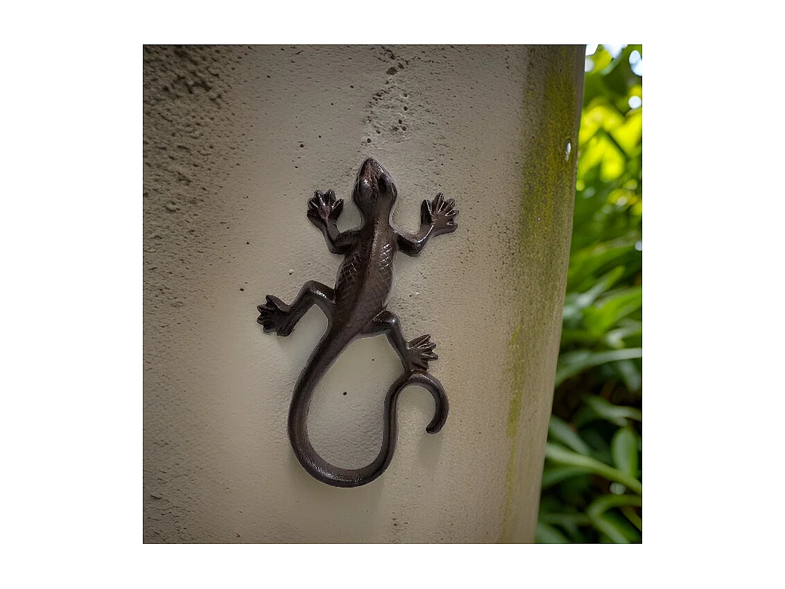 Grande salamandre en fonte 16 x 8 cm