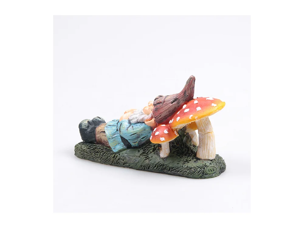 Mini nain de jardin en résine Allongé champignon