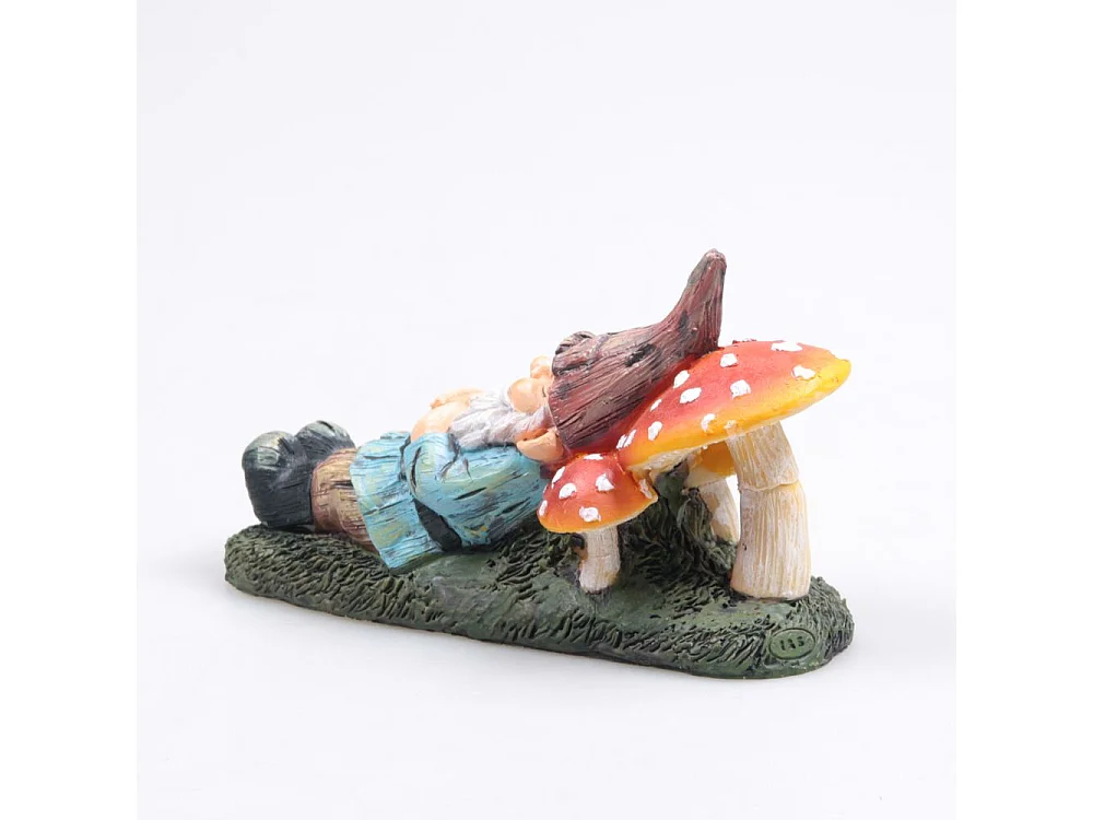 Mini nain de jardin en résine Allongé champignon