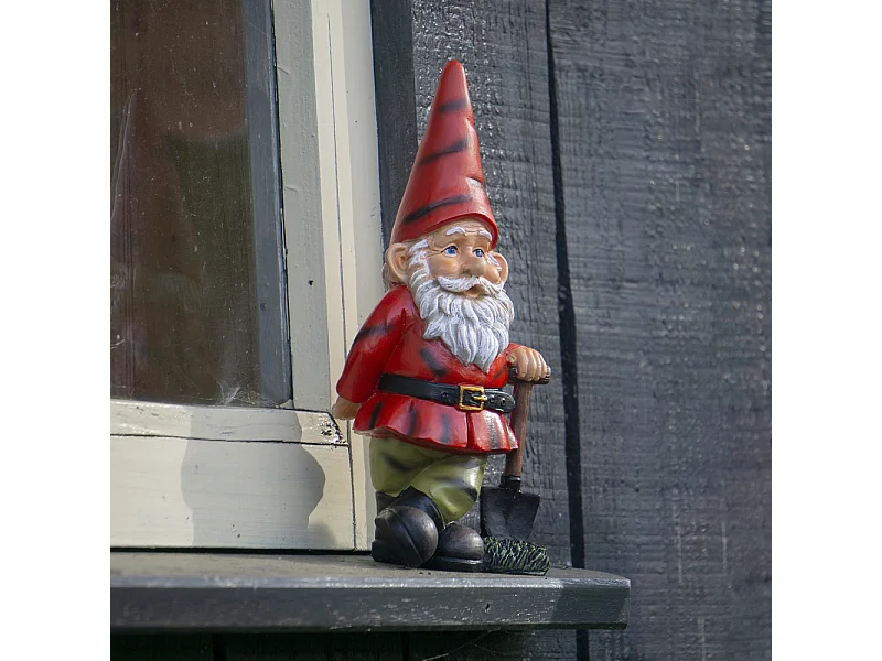 Nain de jardin avec pelle en résine André M