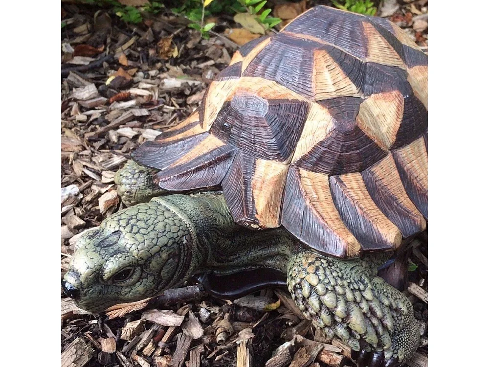 Tortue en résine 32 cm