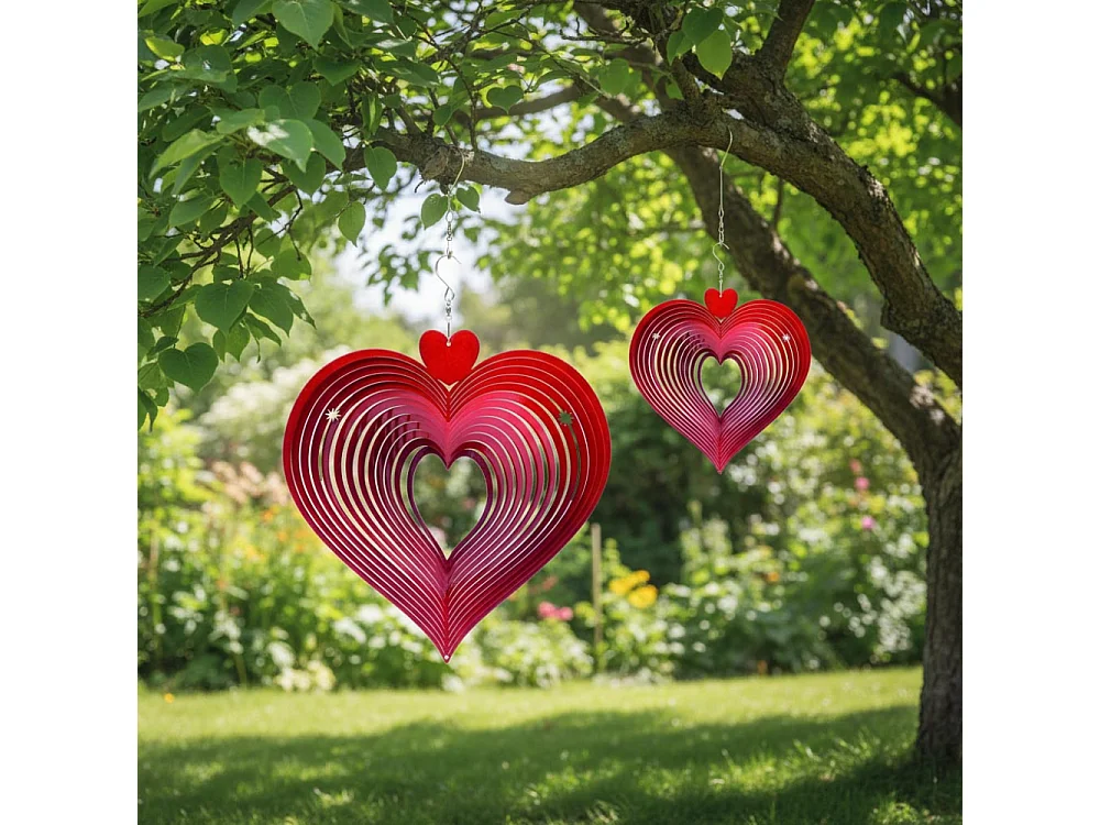 Modello piccolo di cellulare a vento con cuore rosso