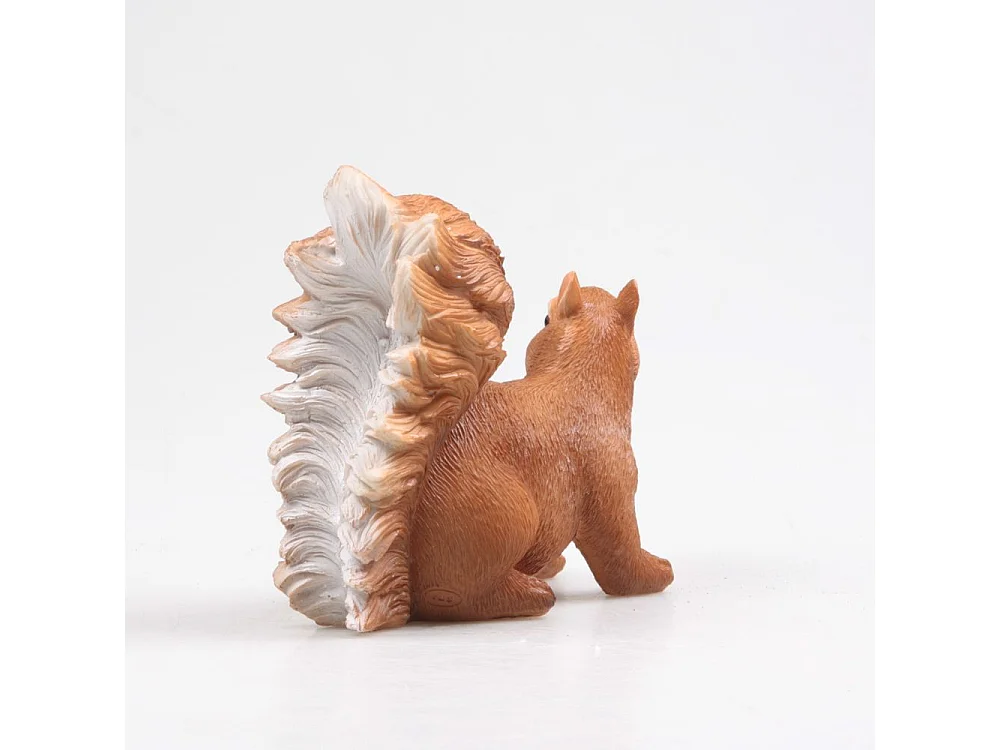 Ecureuil rigolo en résine 4 pattes