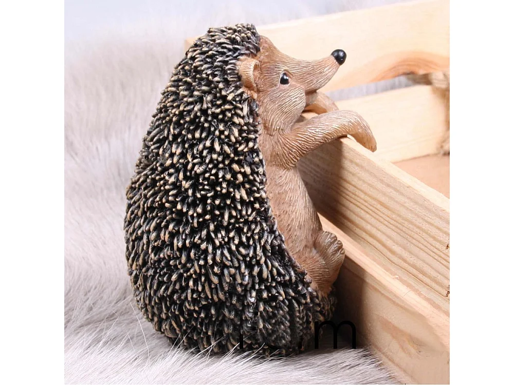 Hérisson en résine à suspendre 11 x 9 x 15 cm