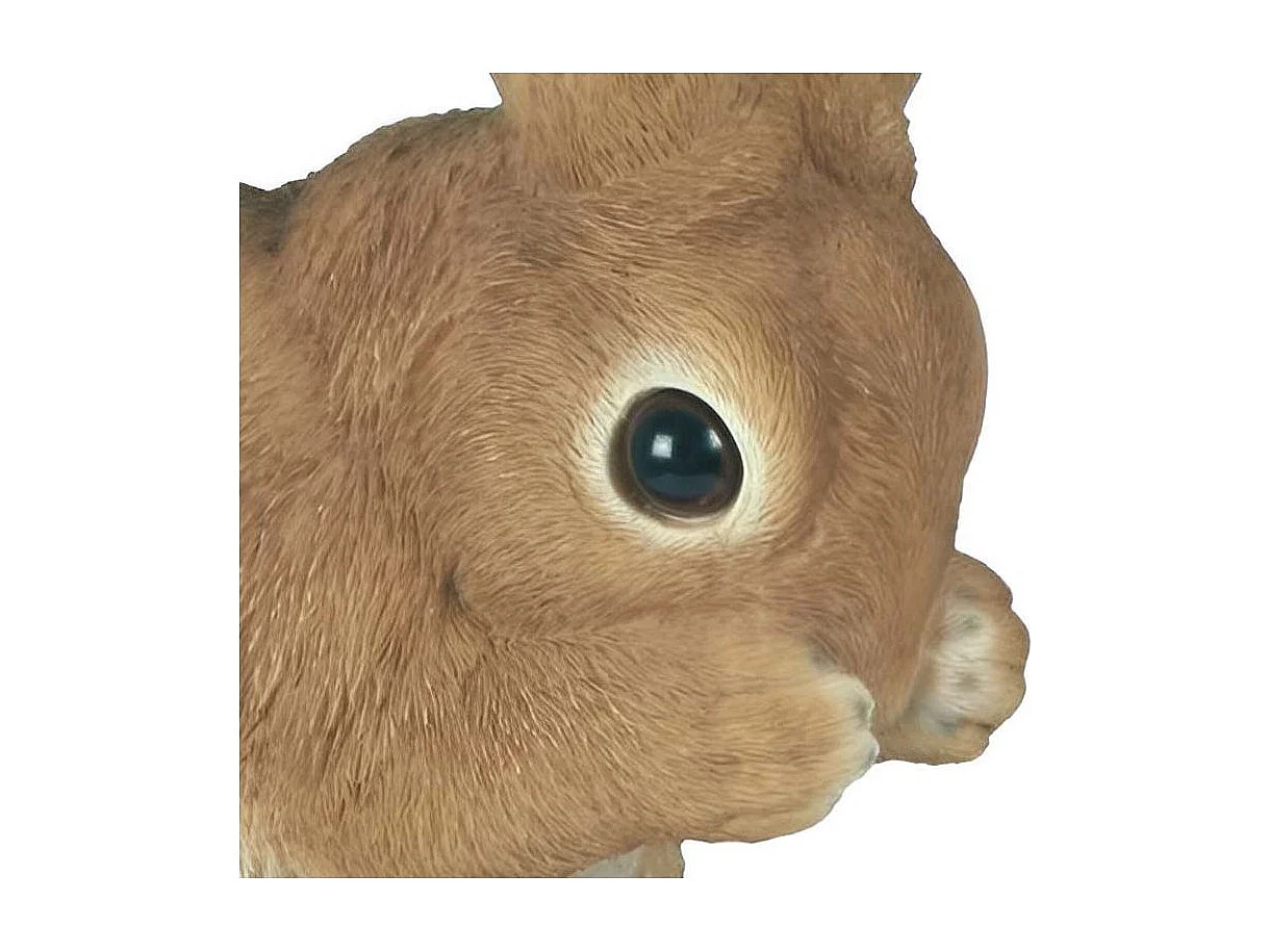 Lapin en résine pattes sur le museau