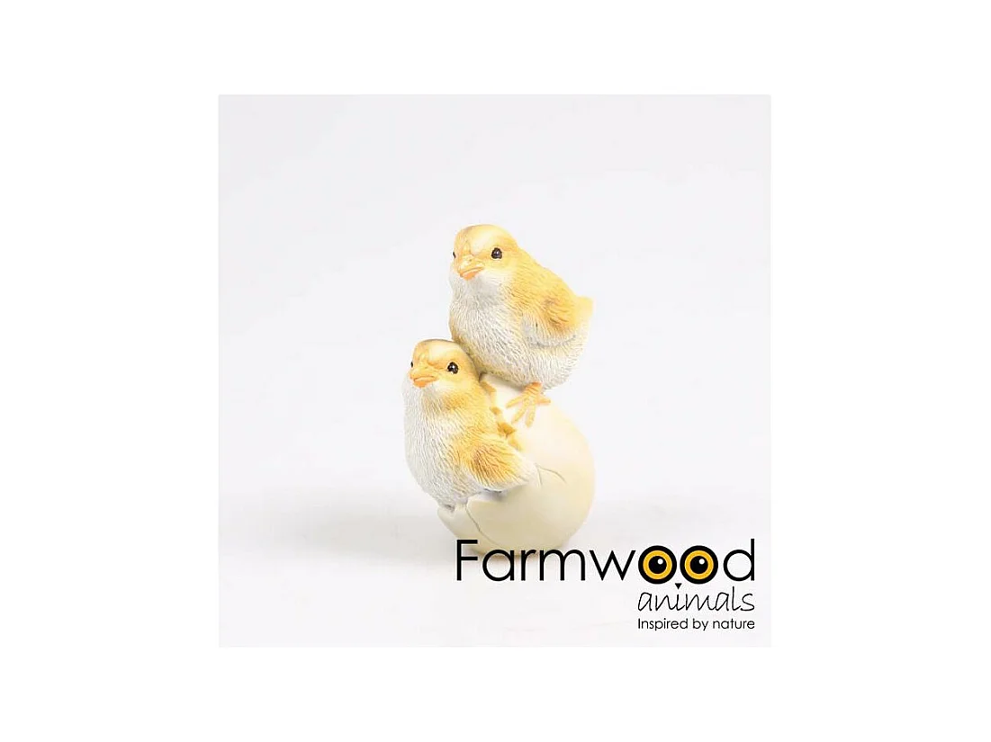 Poussins dans coquille en résine 10.5 x 7.5 x 13.5 cm