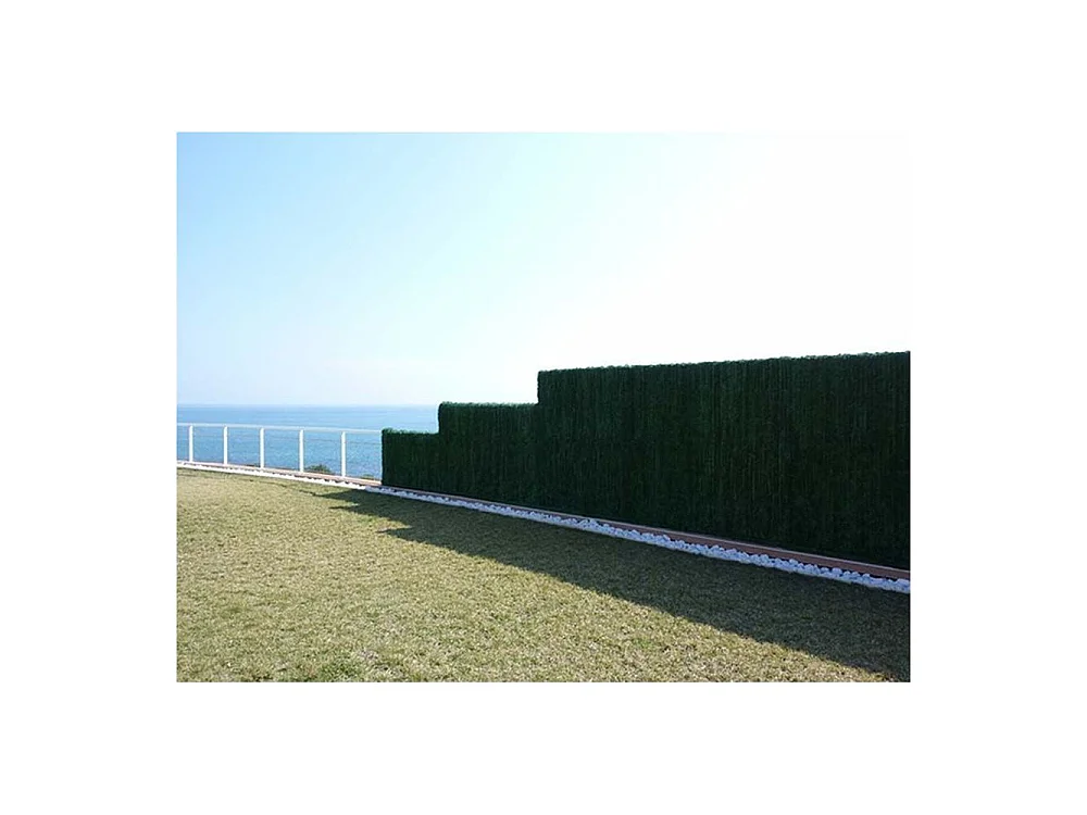 Haie artificielle 126 brins vert sapin en rouleau Ultra 1.2 x 3 m