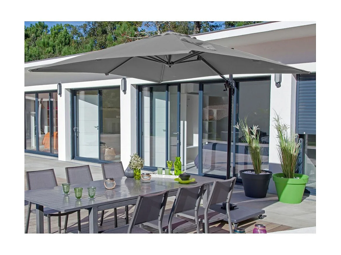 Quadratischer freistehender Sonnenschirm aus Aluminium 3x3m Roma