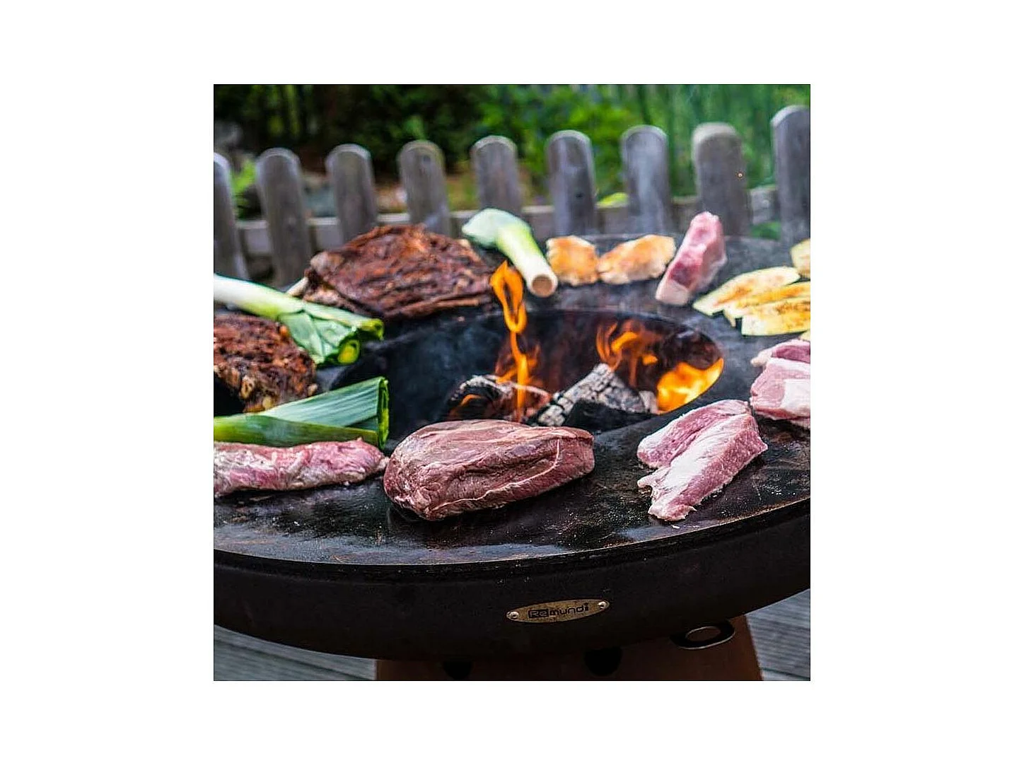 Barbecue brasero en acier Zelos Hauteur 71 cm Diamètre 62 cm