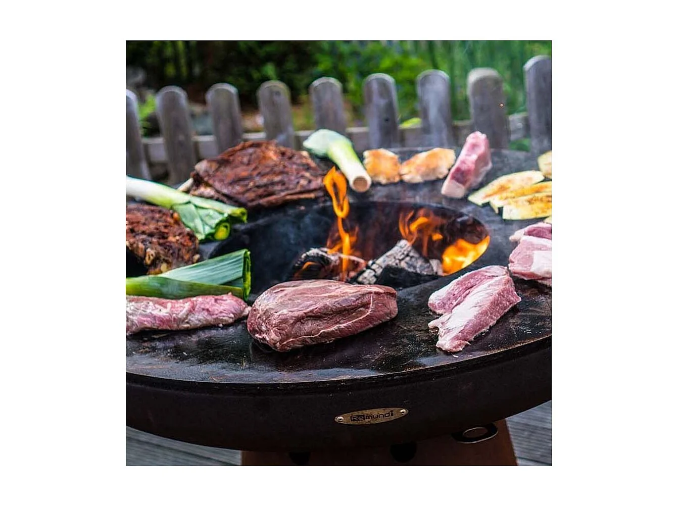 Barbecue brasero en acier  Carus Diamètre 102 cm Hauteur 87 cm