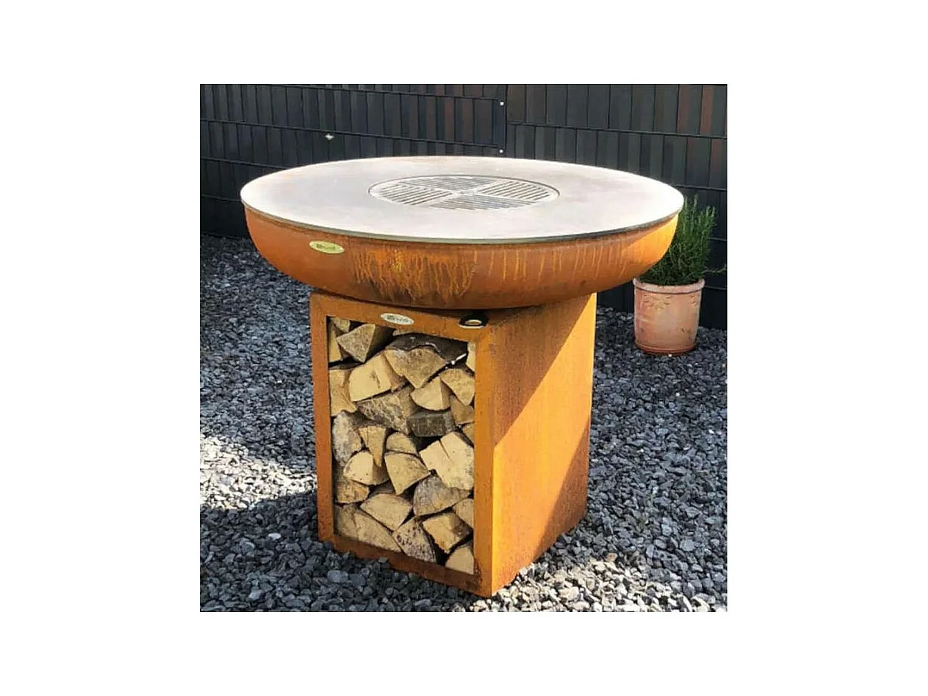 Barbecue brasero en acier  Carus Diamètre 82 cm Hauteur 80 cm