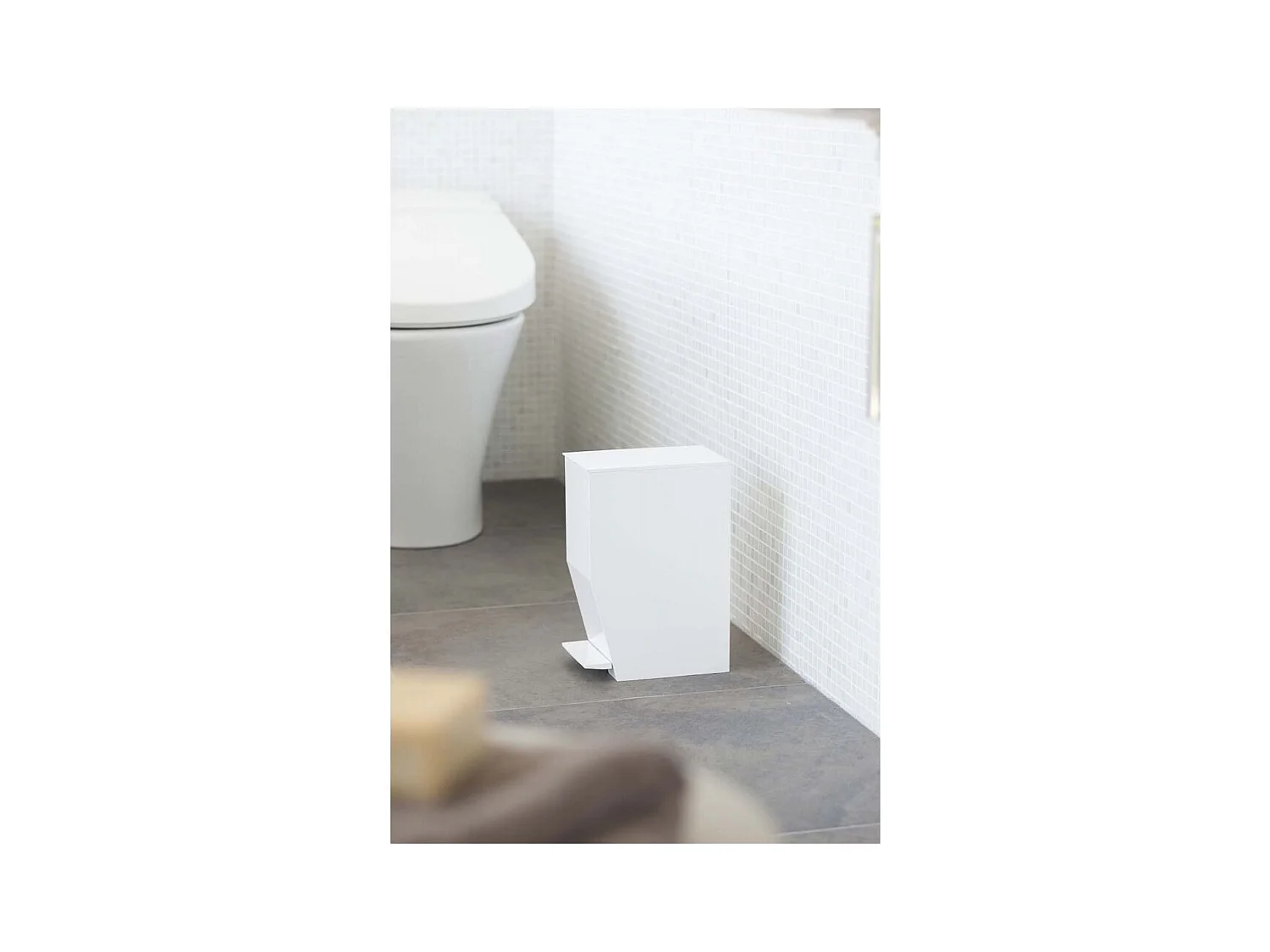 Bidone da bagno moderno Tower