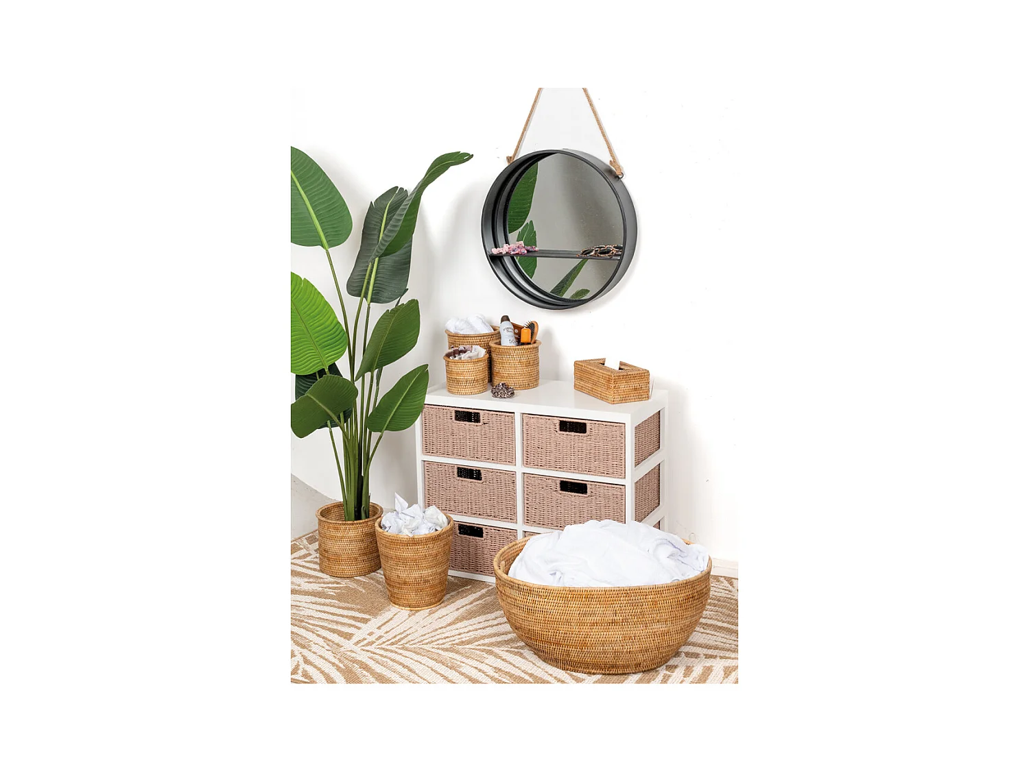 Corbeille à papier en rotin