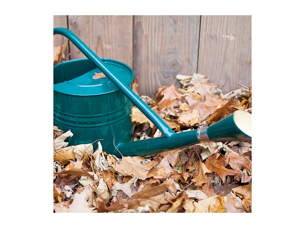 Gießkanne aus Metall grün 7 L