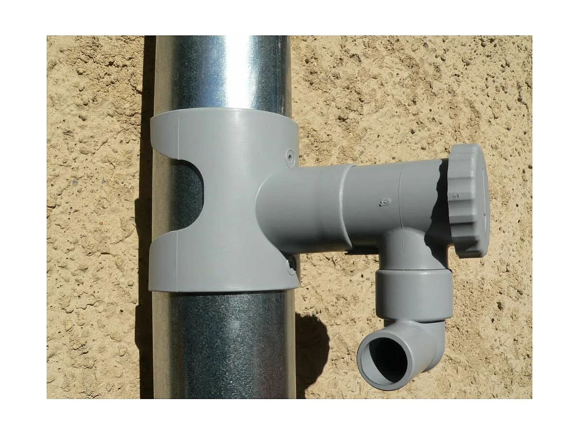 Wassersammler für runde Dachrinne