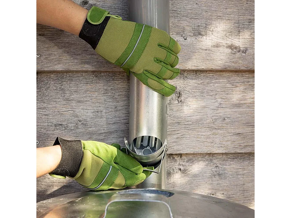 Récupérateur d'eau de pluie en zinc