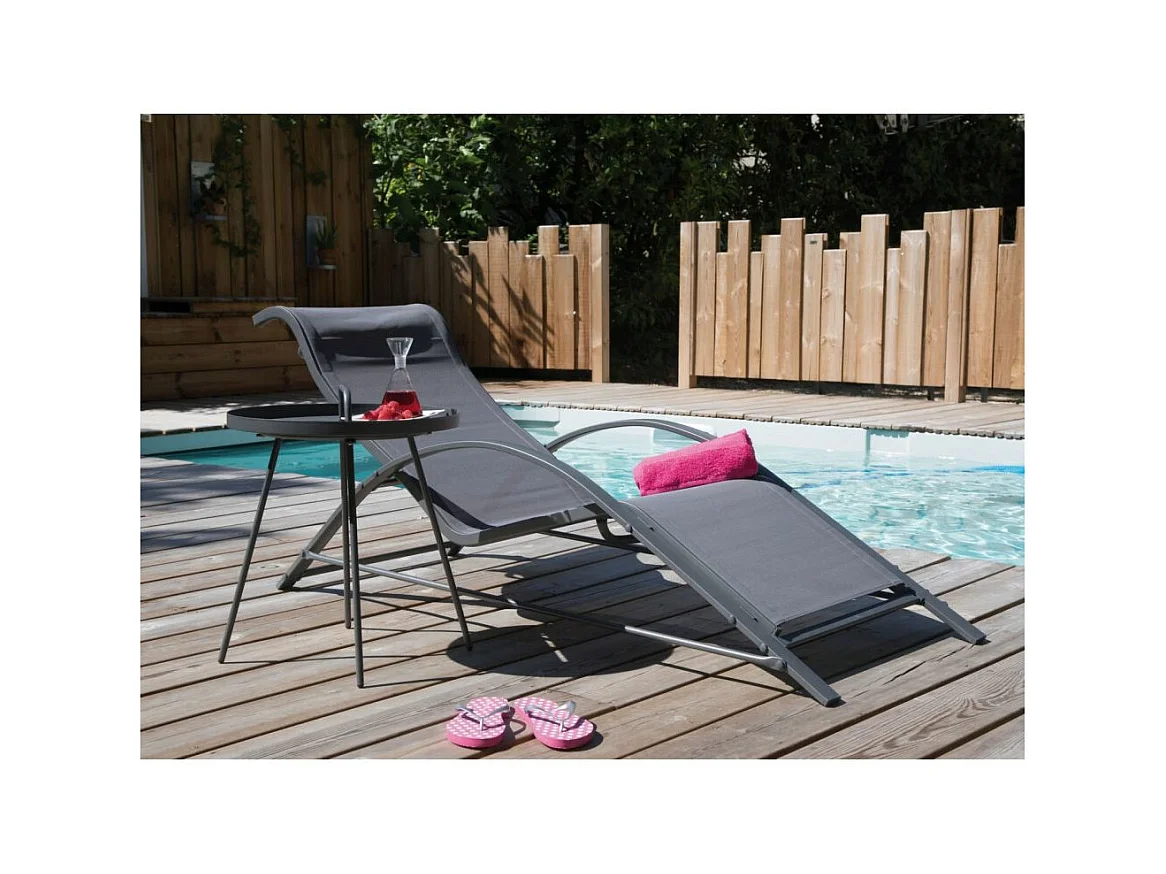 Table basse en acier Flower 44 cm