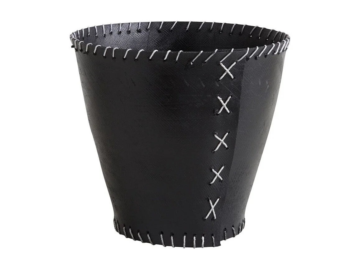 Corbeille de bureau en pneu recyclé