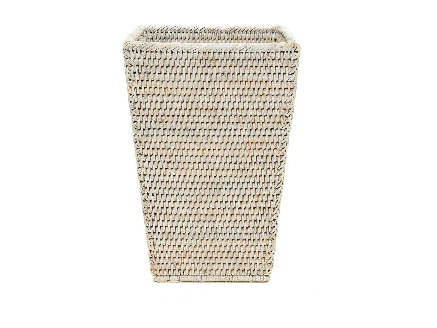 Corbeille à papier en rotin