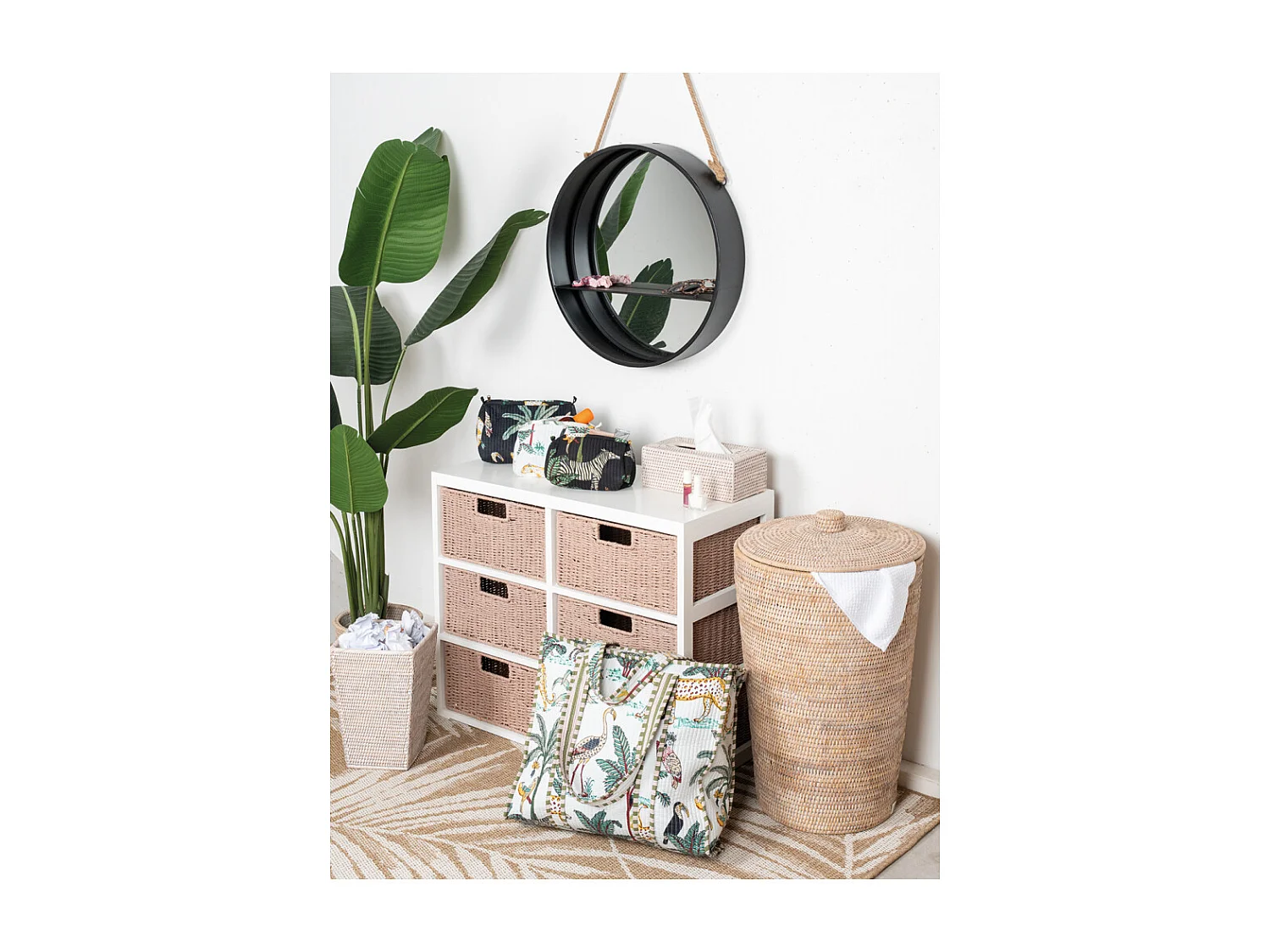 Corbeille à papier en rotin