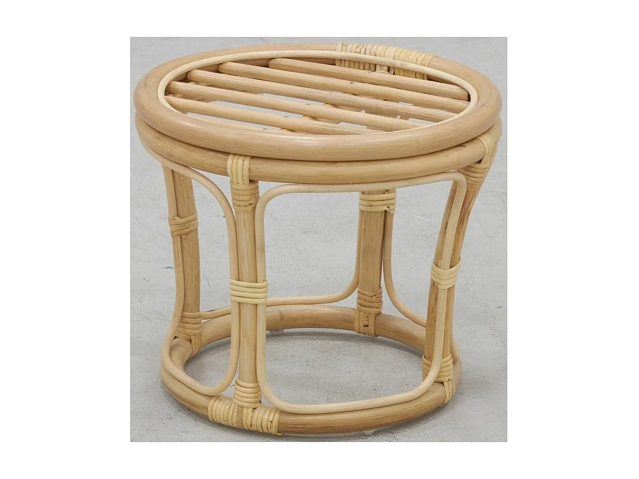 Einfarbiger Hocker aus Rattan mit Kissen